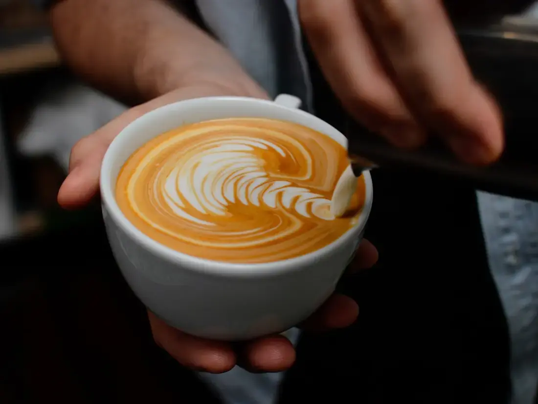 Flat White – Fern & Smoke
